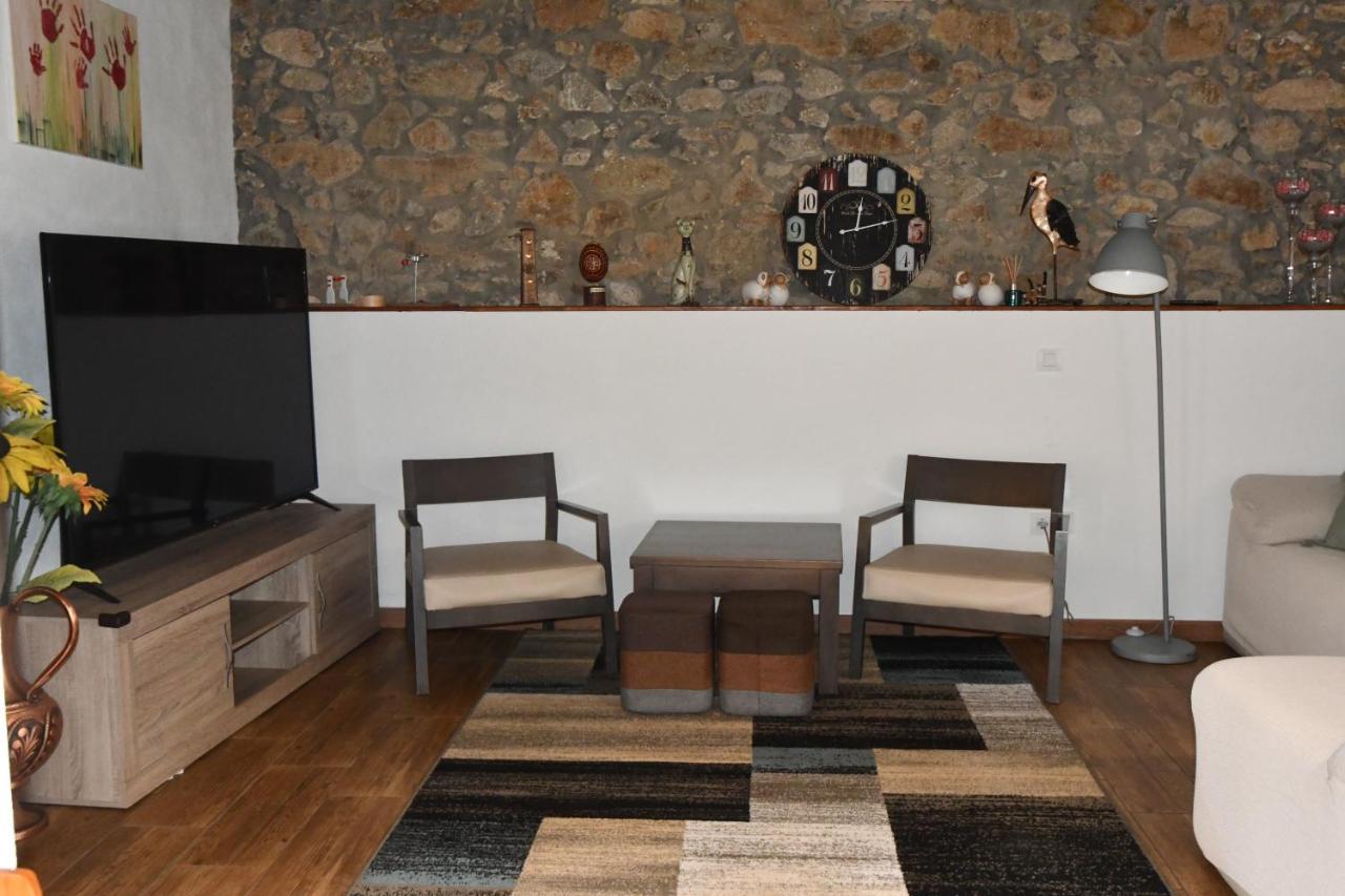 Casa Sara Villa Vilajuiga Eksteriør billede